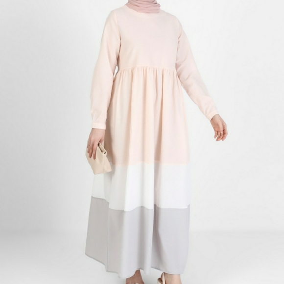 Powder crew neck unlined modest dress - Picture 1 of 5